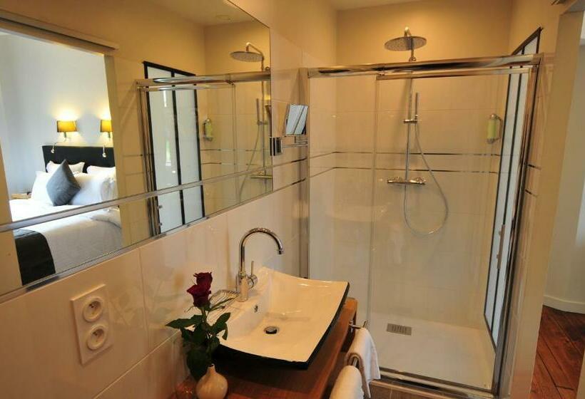 スーペリアールーム, Sy La Terrasse