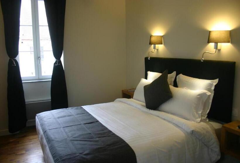 コンフォートルーム, Sy La Terrasse