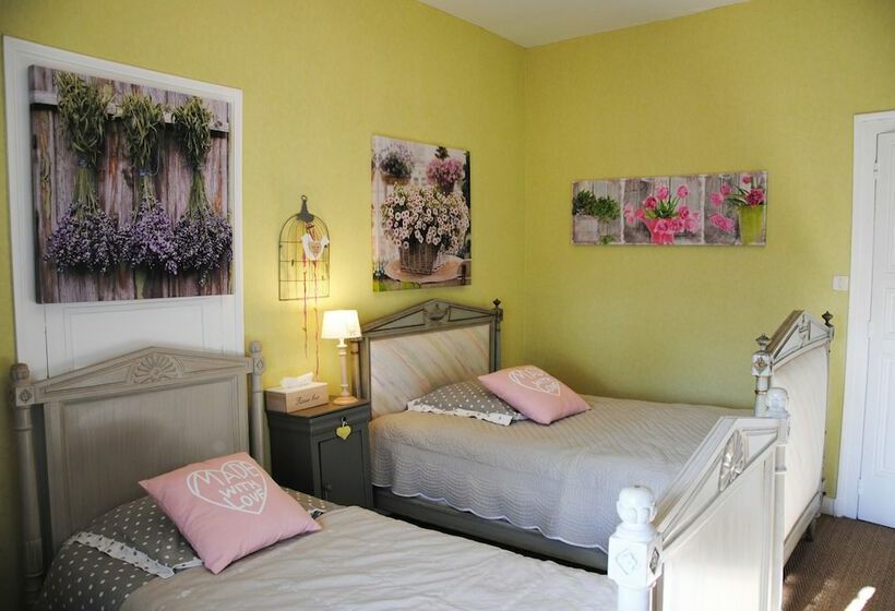 غرفة عائلية, Jardin Secret