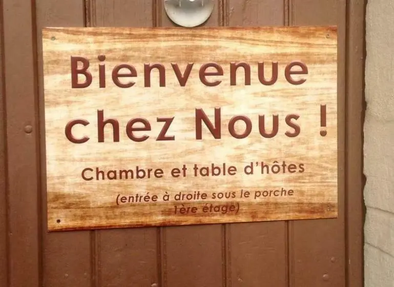 Standard Neljän Hengen Huone, Bienvenue Chez Nous