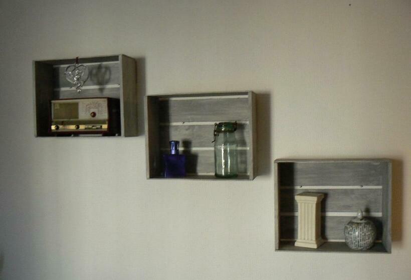 Четырехместный Номер Стандарт, Bienvenue Chez Nous