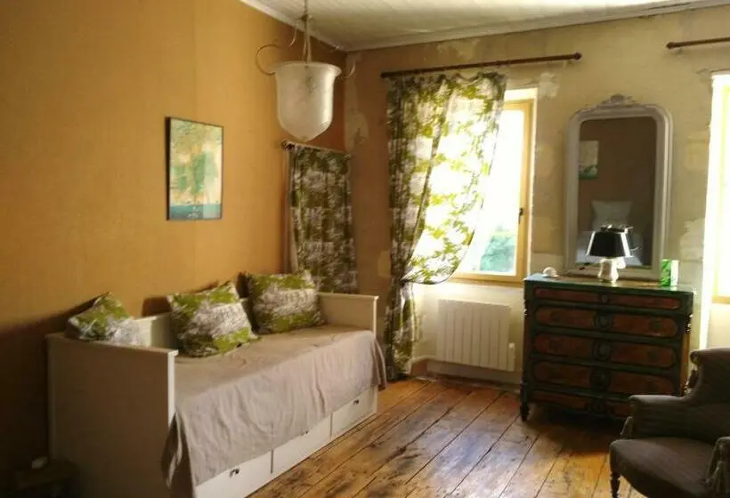 Perhehuone, Chambre D'hôtes Le Moulin De Moulis