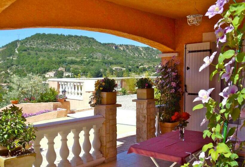 דירת חדר סופריור, Chambres D'hôtes Les Noisetiers