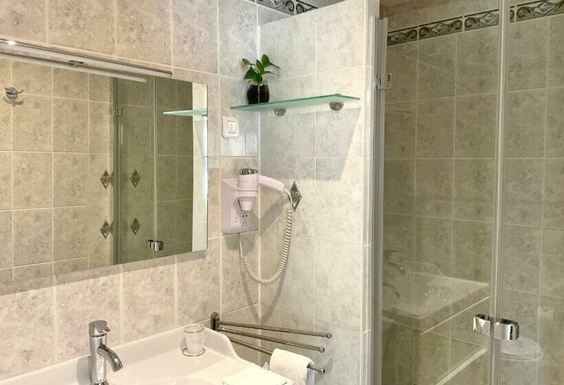 דירת חדר סופריור, Chambres D'hôtes Les Noisetiers