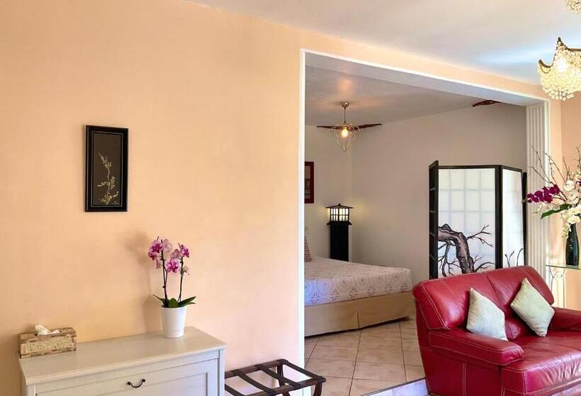 דירת חדר סופריור, Chambres D'hôtes Les Noisetiers