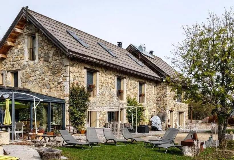 スイート, Château Serigues
