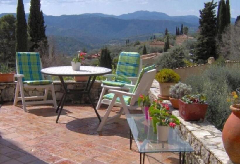 Comfort room with mountain view, La Bergerie St Antoine