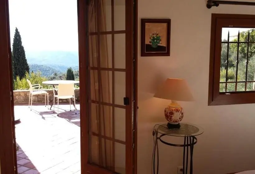 Comfort room with mountain view, La Bergerie St Antoine