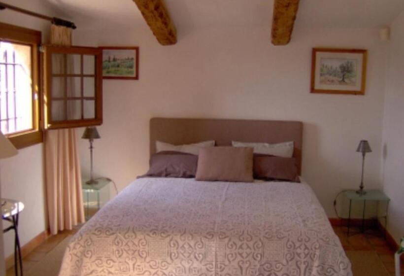 Comfort room with mountain view, La Bergerie St Antoine