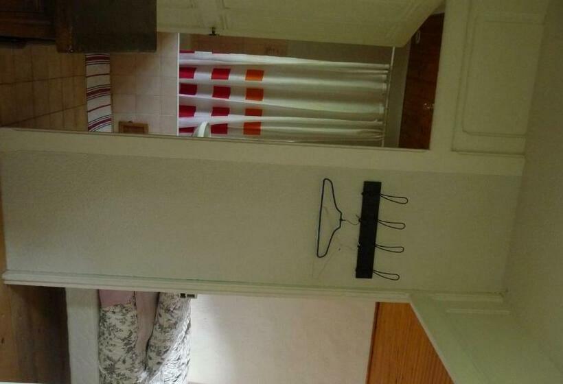 标准间, La Chouette à L'heure Du Pinson