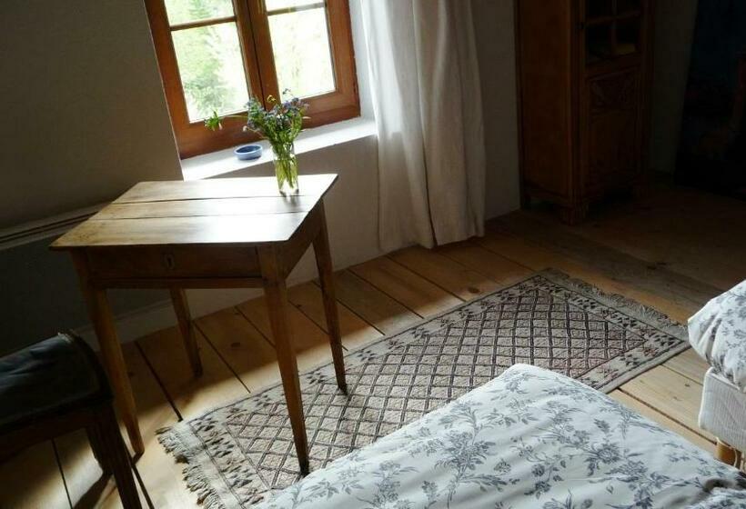 标准间, La Chouette à L'heure Du Pinson