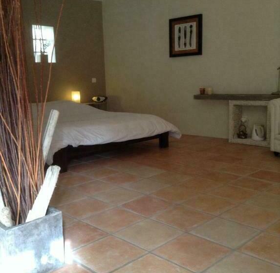 스위트, La Demeure