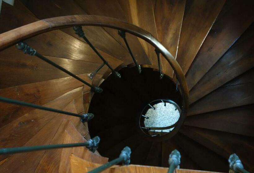 家庭间, Le Fassardy