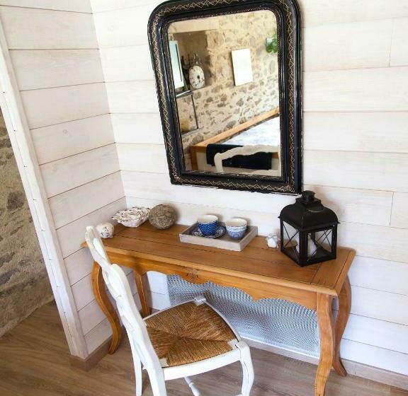 חדר סטנדרט לשלושה, Les Chambres De La Forge Des Collines