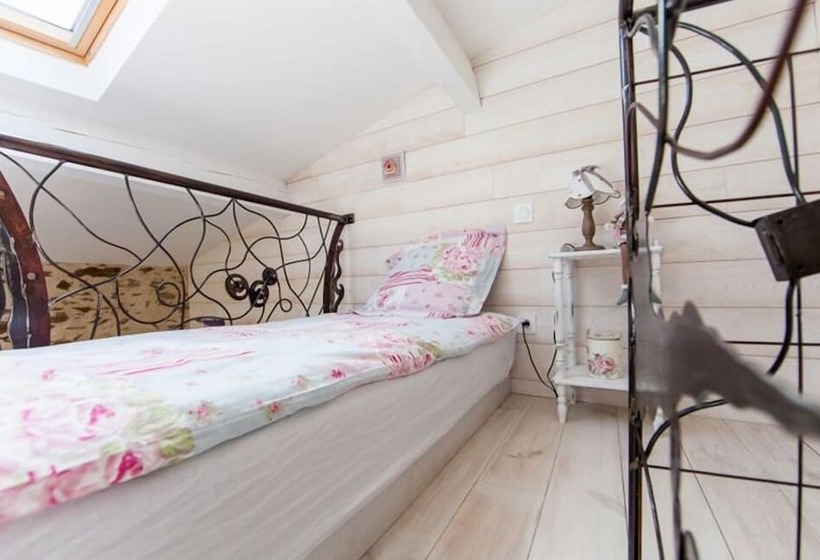 חדר סטנדרט לארבעה, Les Chambres De La Forge Des Collines