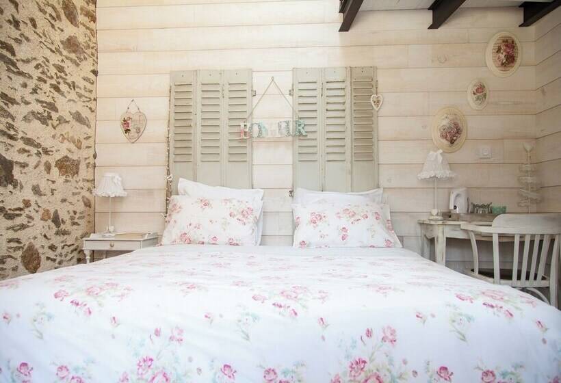 חדר סטנדרט לארבעה, Les Chambres De La Forge Des Collines