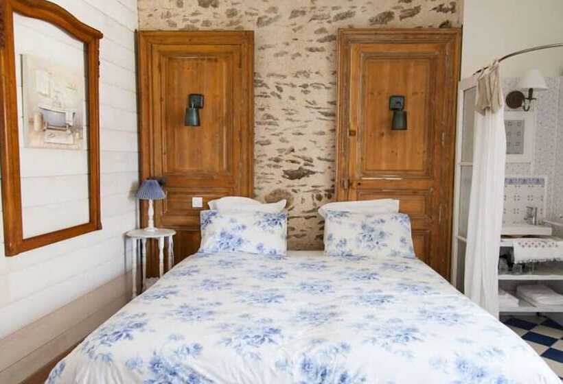 חדר סטנדרט לשלושה, Les Chambres De La Forge Des Collines