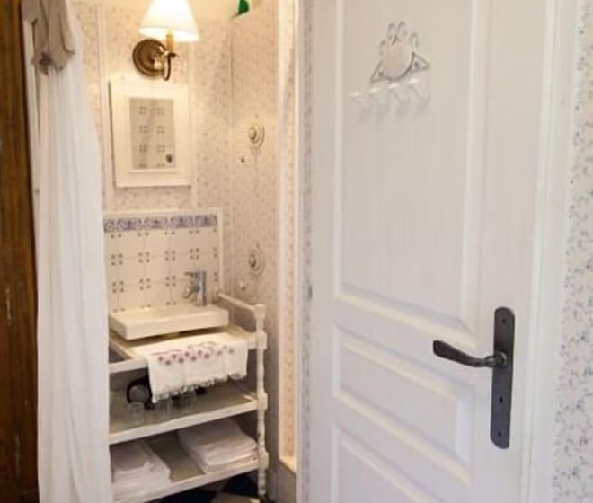 חדר סטנדרט לשלושה, Les Chambres De La Forge Des Collines