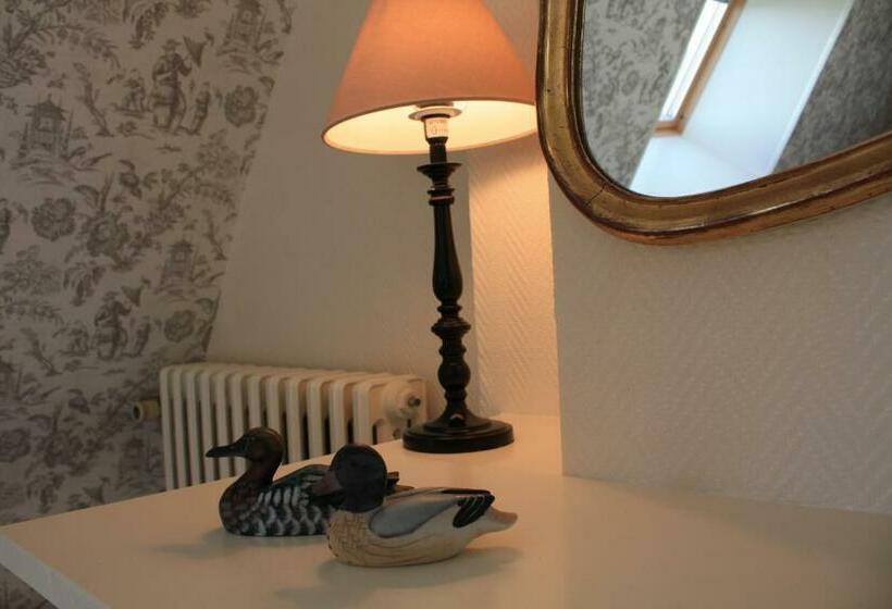 标准间, Logis Les Remparts