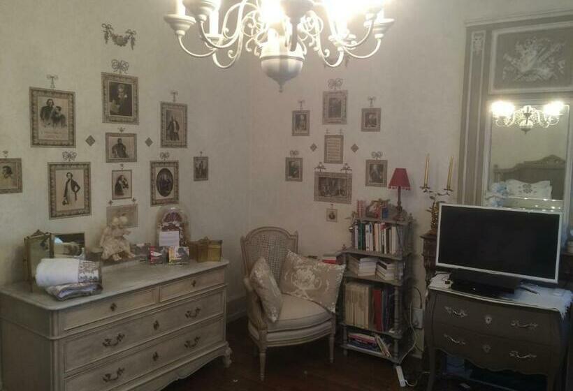 غرفة سوبيريور, Maison Du Théâtre Saint Bonnet