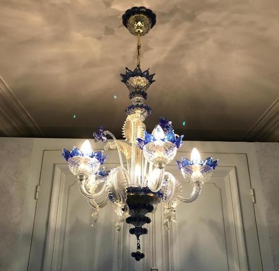 جناح جونيور, Maison Du Théâtre Saint Bonnet