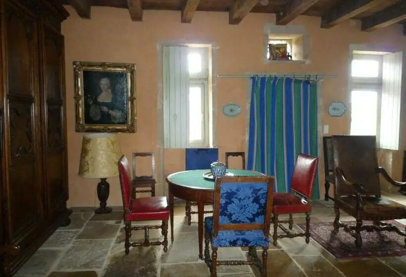 スタンダードルーム, Manoir De Malfarat