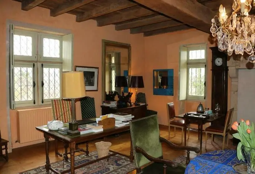 スーペリアースイート, Manoir De Malfarat
