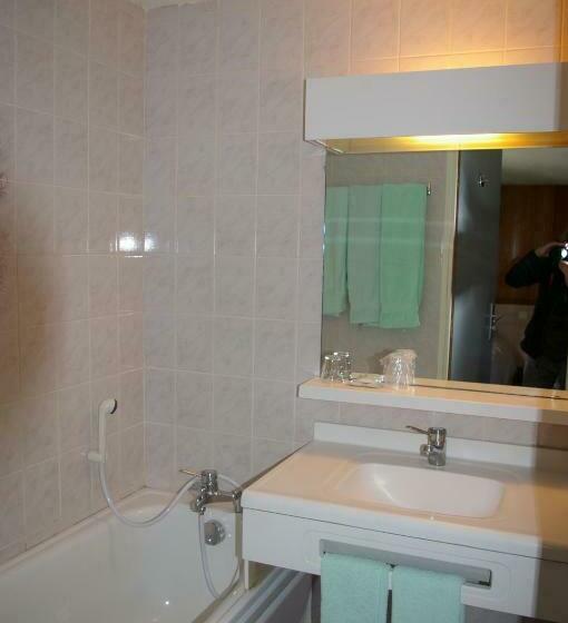 חדר סטנדרט לשלושה, Hôtel Du Glacier Des Evettes