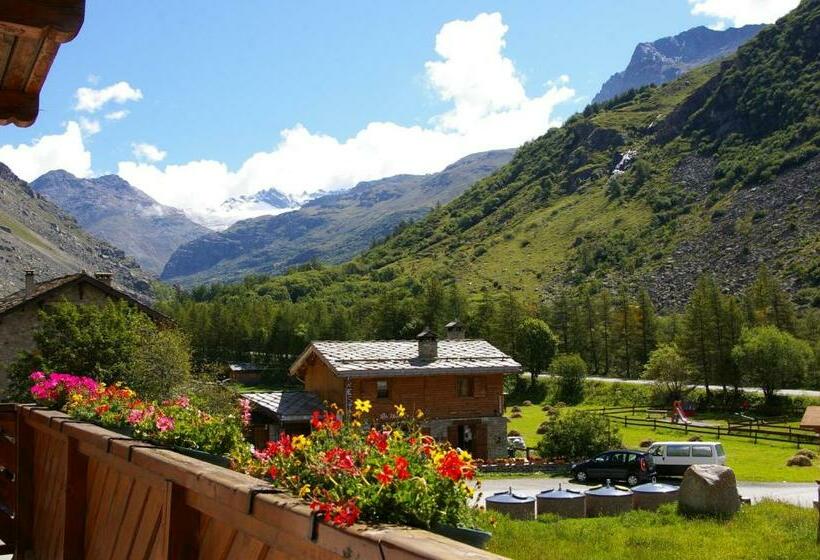 标准三人间, Hôtel Du Glacier Des Evettes