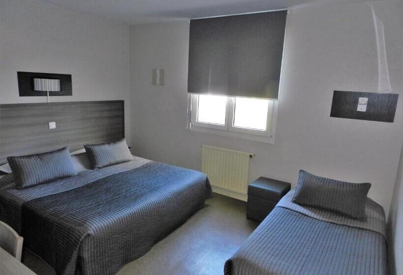 컴포트 트리플 룸, Le Cerizay