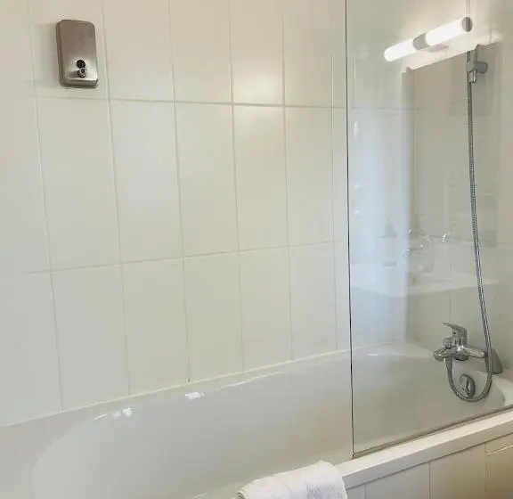 リバービュースタンダードルーム, Hôtel Relais Du Loir
