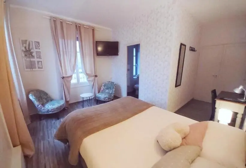 リバービュースタンダードルーム, Hôtel Relais Du Loir