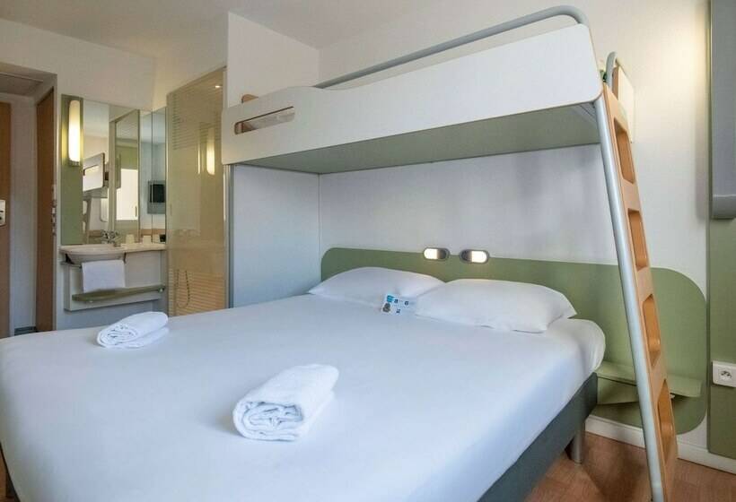 스탠다드 트리플 룸, Ibis Budget Ajaccio