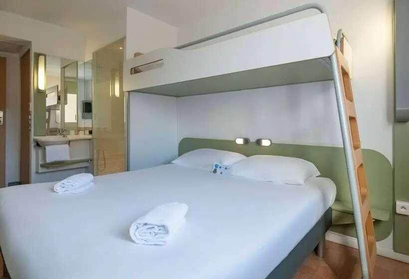 Standard Kolmen Hengen Huone, Ibis Budget Ajaccio