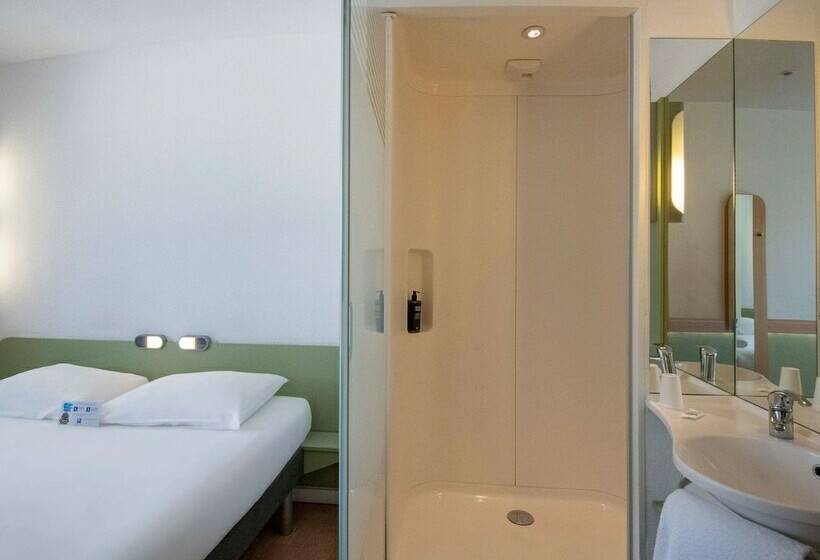 스탠다드 트리플 룸, Ibis Budget Ajaccio