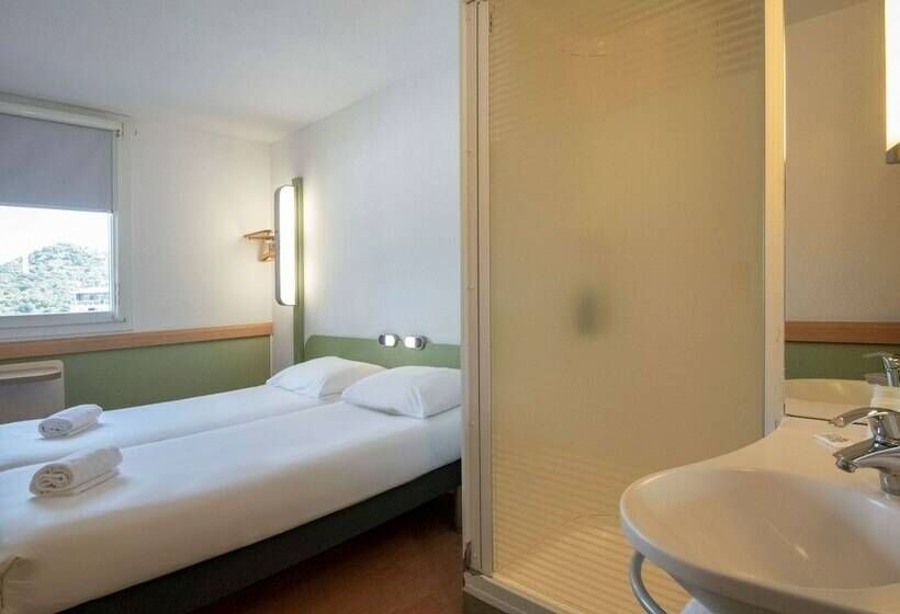 스탠다드 룸, Ibis Budget Ajaccio