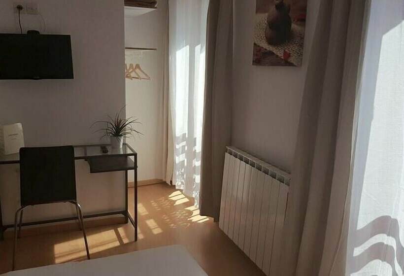 غرفة قياسية, Le Clos Des Acacias