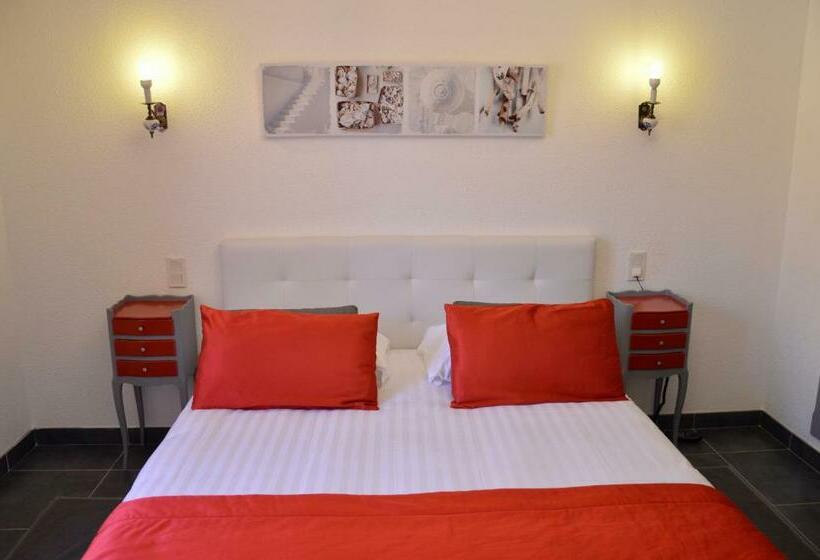 חדר סופריור, Les Acacias