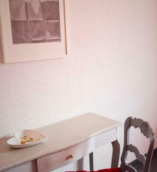 חדר סופריור, Les Acacias