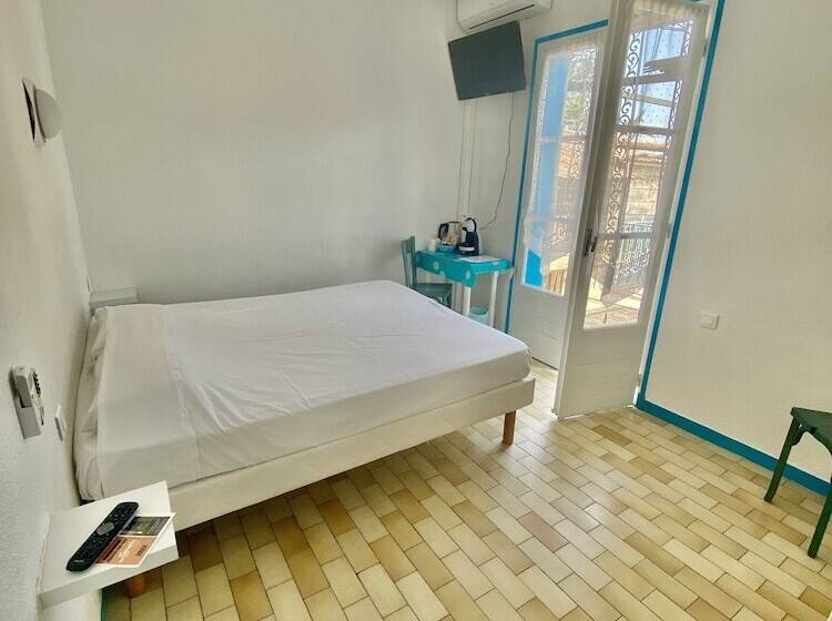 اتاق استاندارد, Oasis