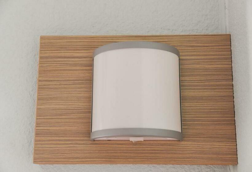 חדר סטנדרט, Premiere Classe Plaisir  Gatines