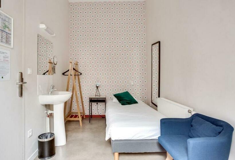 חדר סטנדרט חדר אמבטיה משותף, The People   Lille