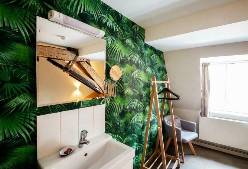 חדר סטנדרט חדר אמבטיה משותף, The People   Lille