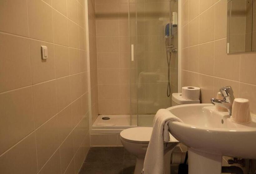 חדר סטנדרט עם מיטת קומתיים, The People   Lille