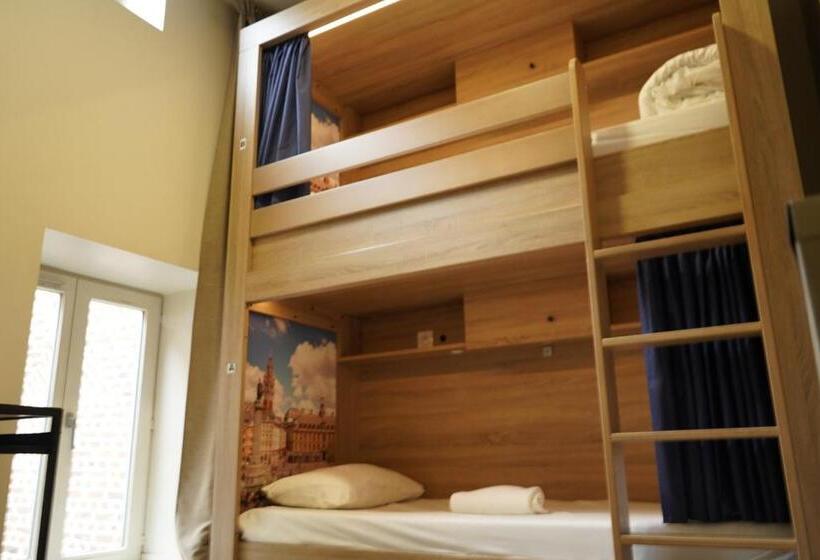 חדר סטנדרט עם מיטת קומתיים, The People   Lille