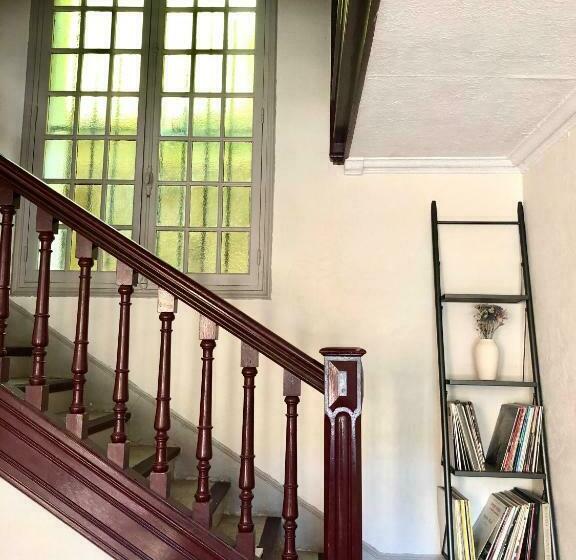 חדר דלוקס עם מרפסת, B&b Villa Roumanille