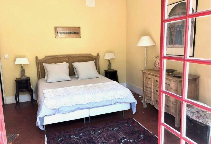 חדר דלוקס עם מרפסת, B&b Villa Roumanille