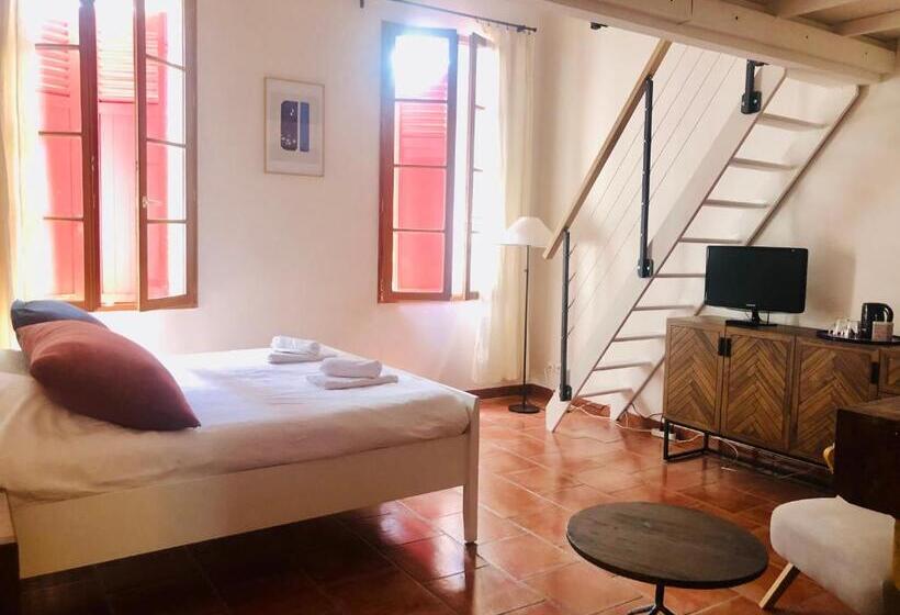 חדר דלוקס, B&b Villa Roumanille