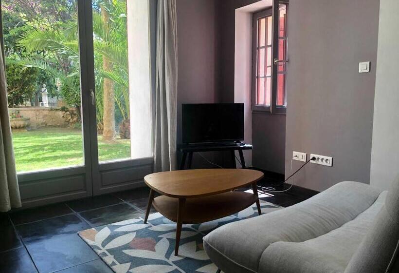 آپارتمان 1 خوابه با چشم‌انداز باغ, B&b Villa Roumanille