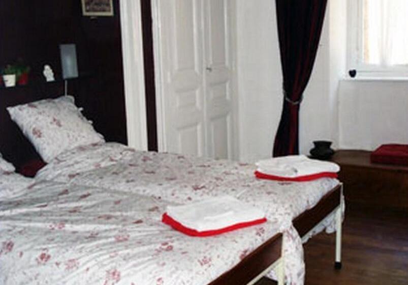 스탠다드 룸 공동 욕실, Chambres D'hôtes Notre Paradis